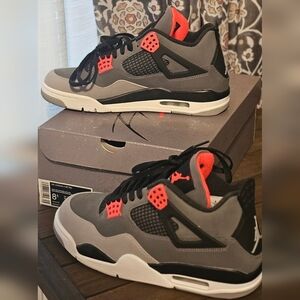 NWT Air Jordan Retro 4 "Infrared" Men's Size 8.5